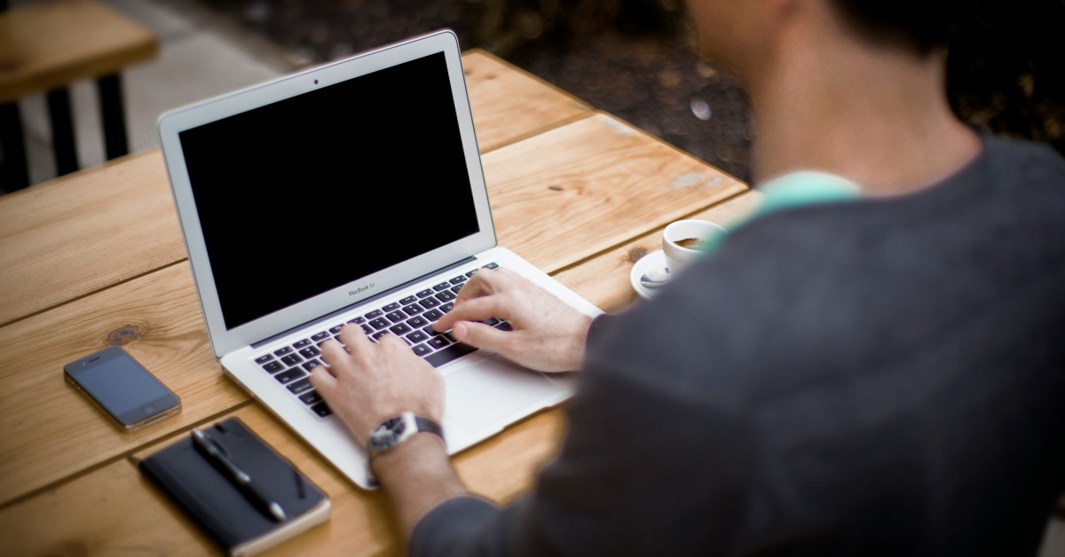 Website Par Trust Signals Kaise Add Kare? (Complete Hinglish Guide)