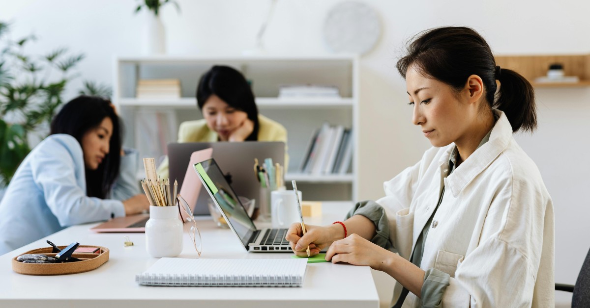 LinkedIn Ads Campaign Not Delivering? Complete Guide to Reviving Your Reach