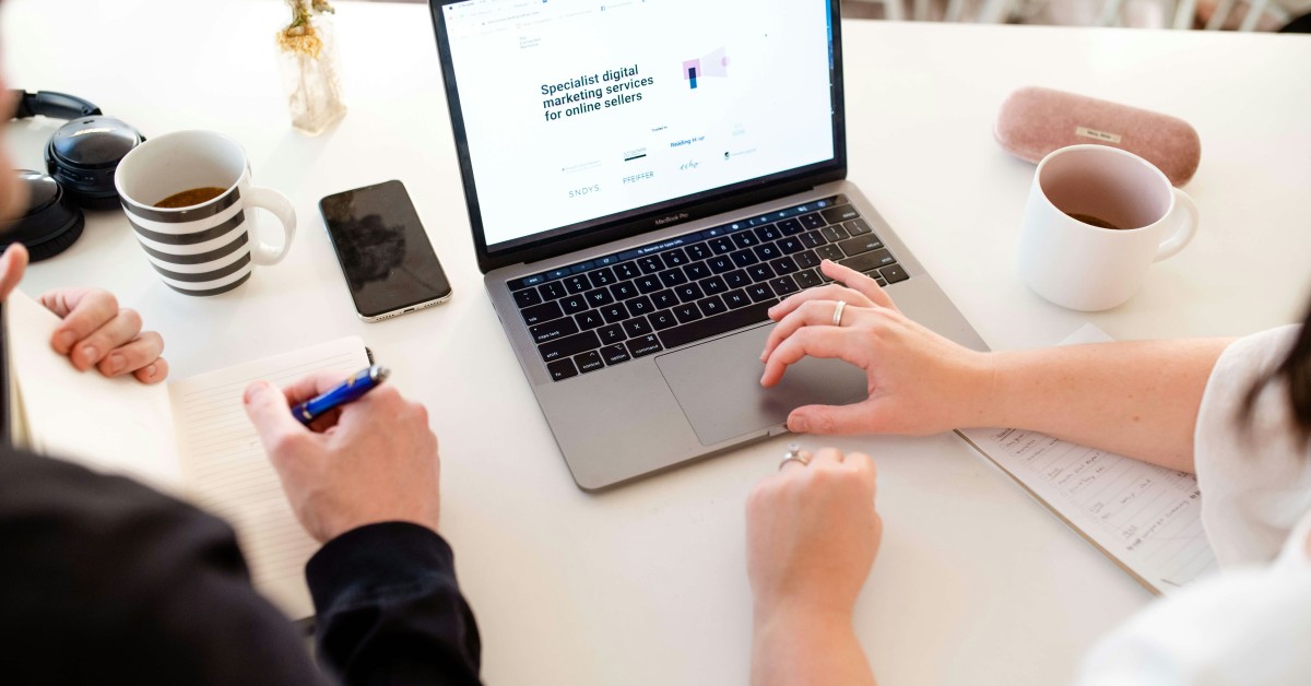Types of Facebook Ads Explained (Complete Guide)