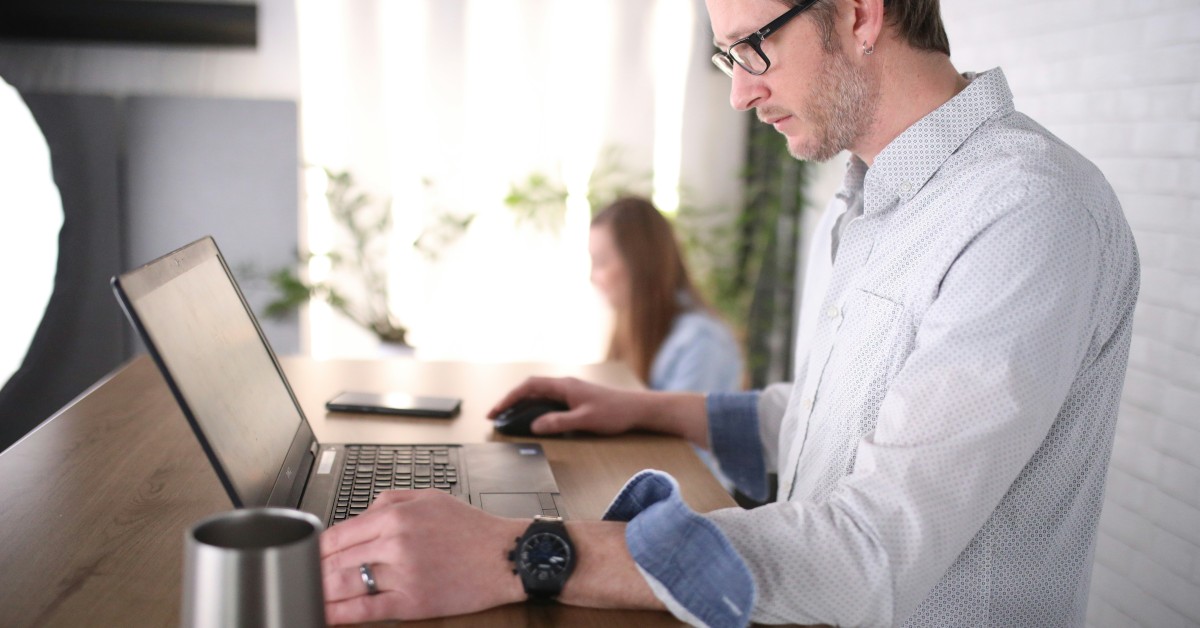 How to Get Local Customers Using Online Marketing